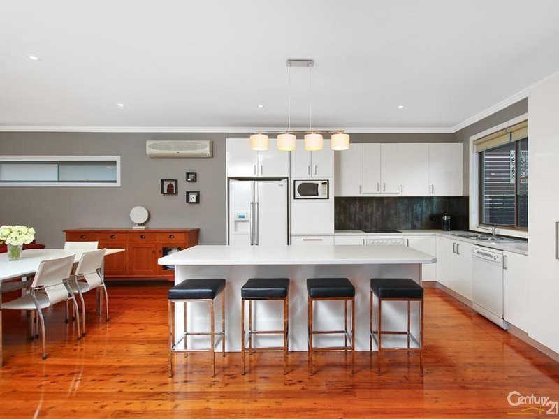 272 Gymea Bay Road, Gymea Bay NSW 2227