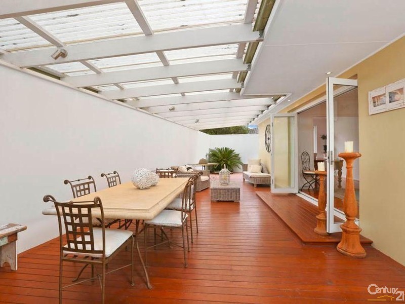 44 Macquarie Street, Gymea NSW 2227