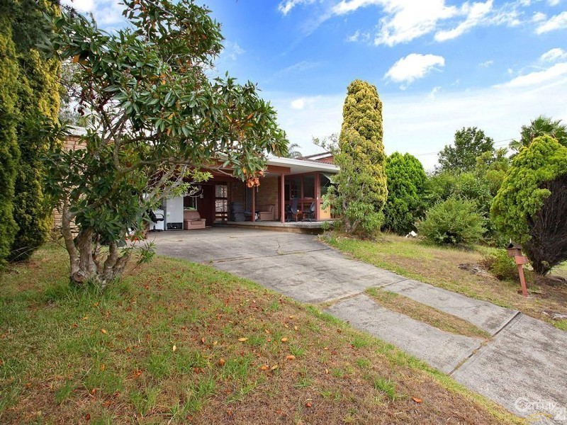 18 Seine Place, Miranda NSW 2228