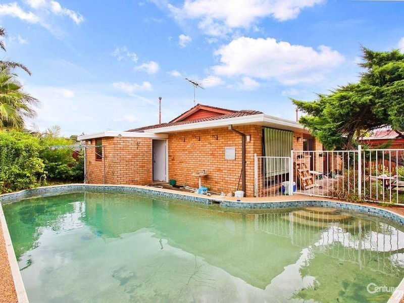 18 Seine Place, Miranda NSW 2228