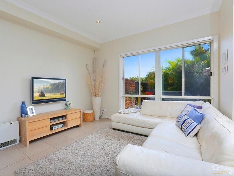 2/1-3 Hunter Street, Kirrawee NSW 2232