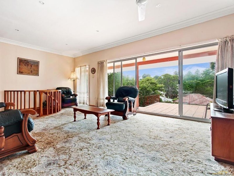 11 Nulgarra Avenue, Gymea Bay NSW 2227