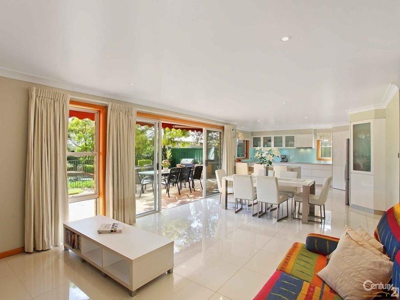 9 Raglan Road, Miranda NSW 2228