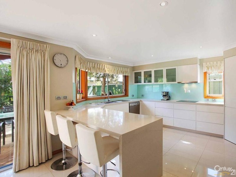 9 Raglan Road, Miranda NSW 2228