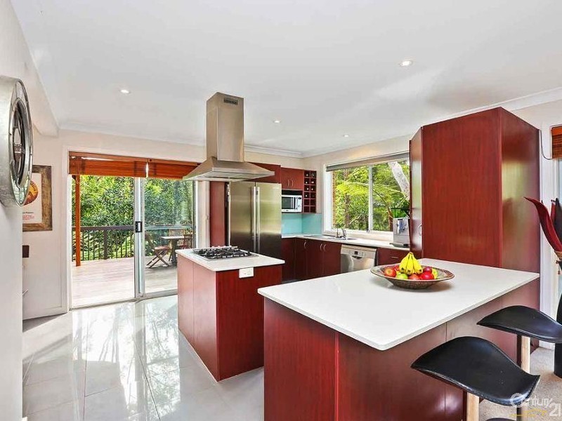 3 Tea Tree Place, Kirrawee NSW 2232