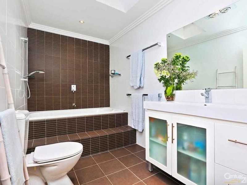 3 Tea Tree Place, Kirrawee NSW 2232