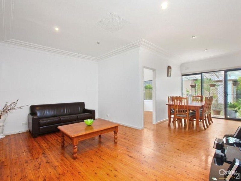 44 Arcadia Avneue, Gymea Bay NSW 2227