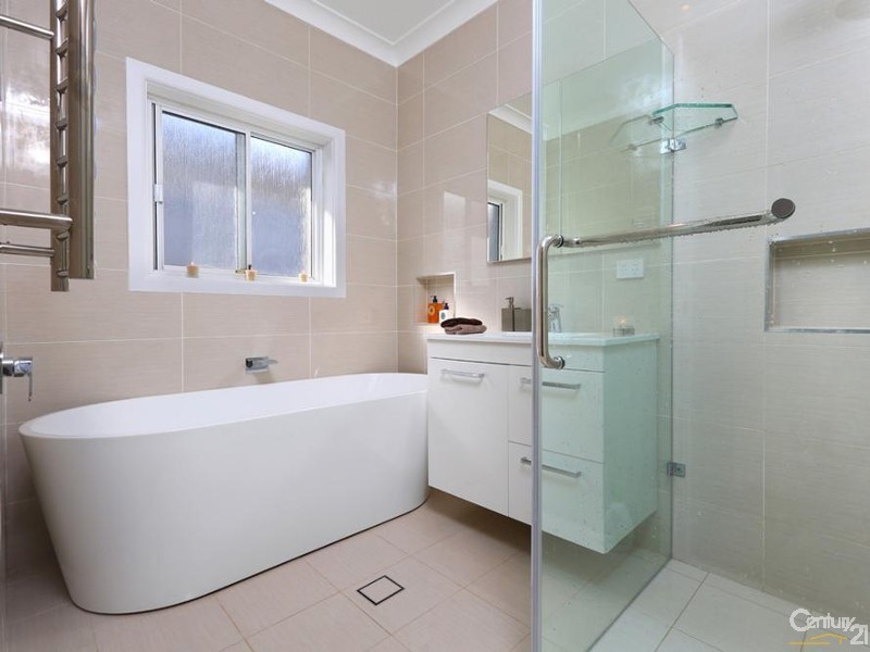 24 Second Avenue, Gymea Bay NSW 2227