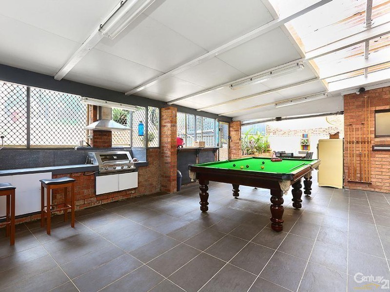 23 Serpentine Road, Gymea NSW 2227