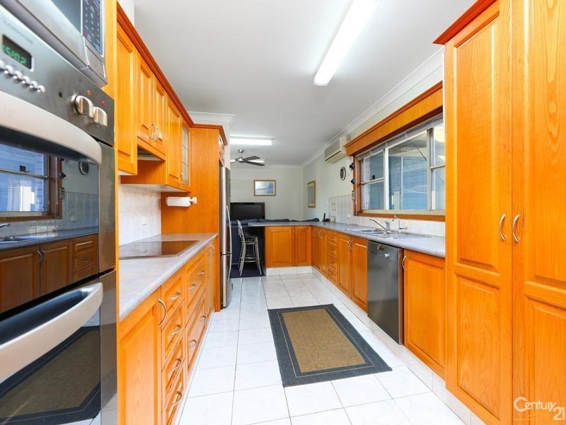 30 Macquarie Street, Gymea NSW 2227