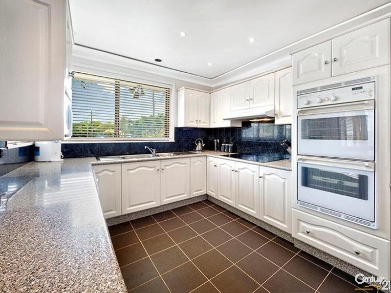 4  Lola Place, Miranda NSW 2228