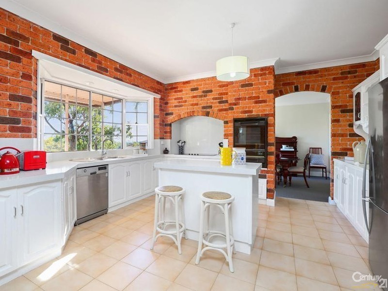 94 Sylvan Ridge Drive, Illawong NSW 2234