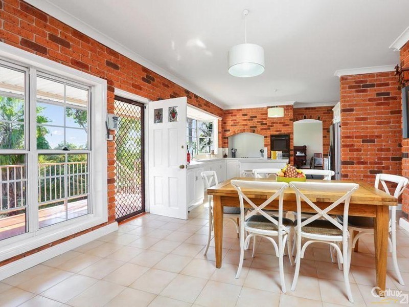 94 Sylvan Ridge Drive, Illawong NSW 2234