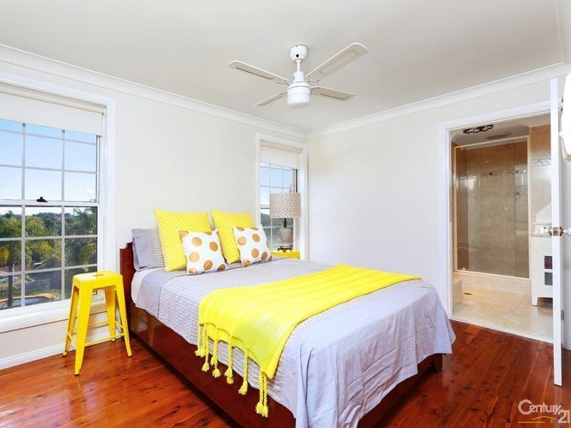 94 Sylvan Ridge Drive, Illawong NSW 2234