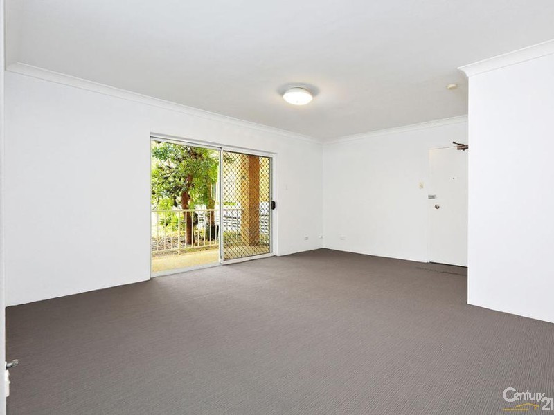 2/23 Robertson Street, Sutherland NSW 2232