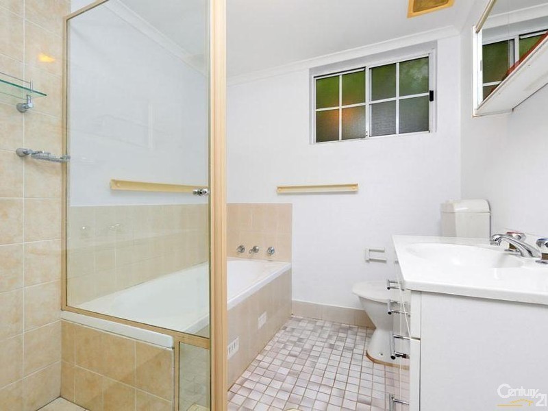 2/23 Robertson Street, Sutherland NSW 2232