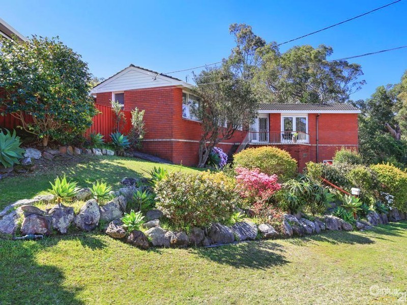 13 Wanganui Road, Kirrawee NSW 2232