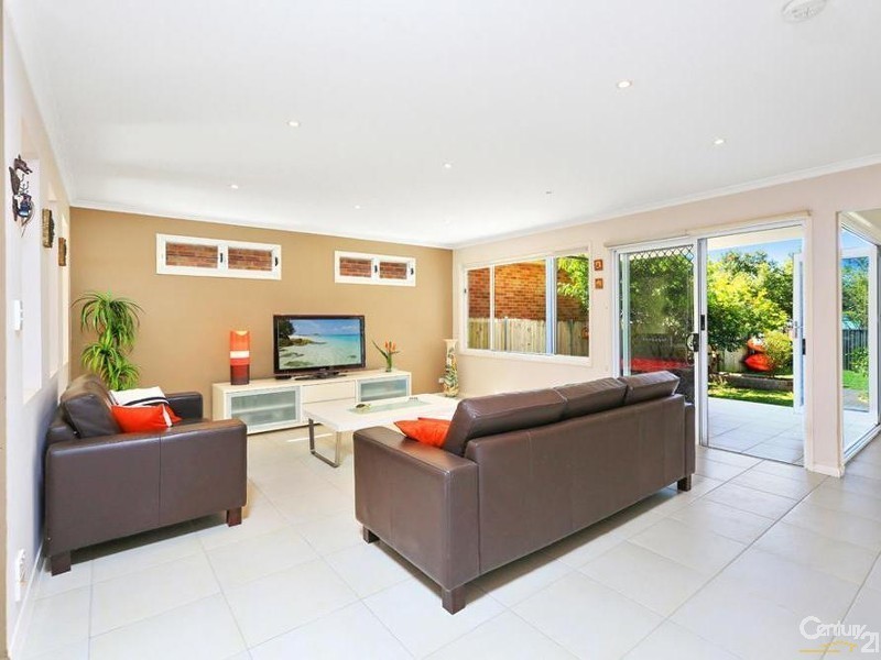 18 Girraween Avenue, Como NSW 2226