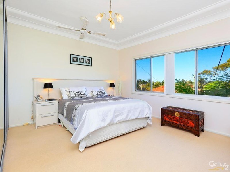 117 Coonong Rd, Gymea Bay NSW 2227