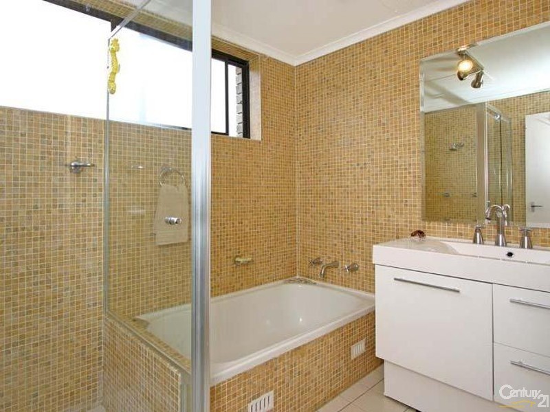 6/39  Talara Road, Gymea NSW 2227