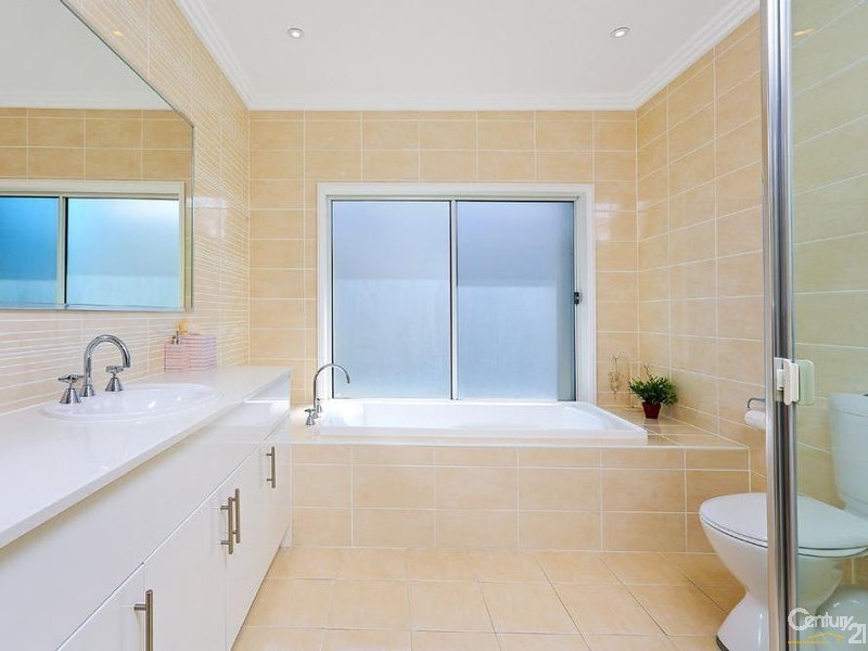 77 Lilli Pilli Point Road, Lilli Pilli NSW 2229