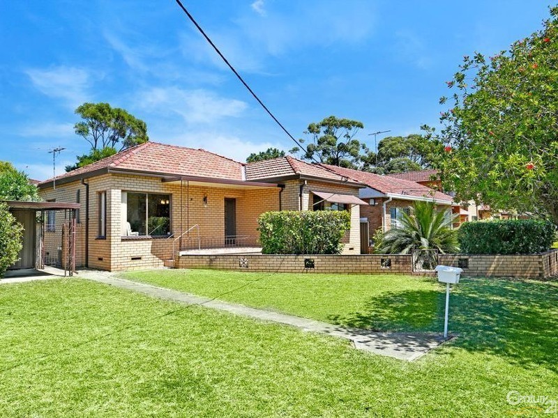 11 Woorak Crescent, Miranda NSW 2228