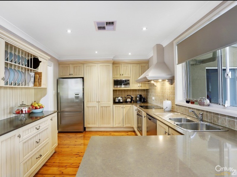 16 Banool Street, Kareela NSW 2232