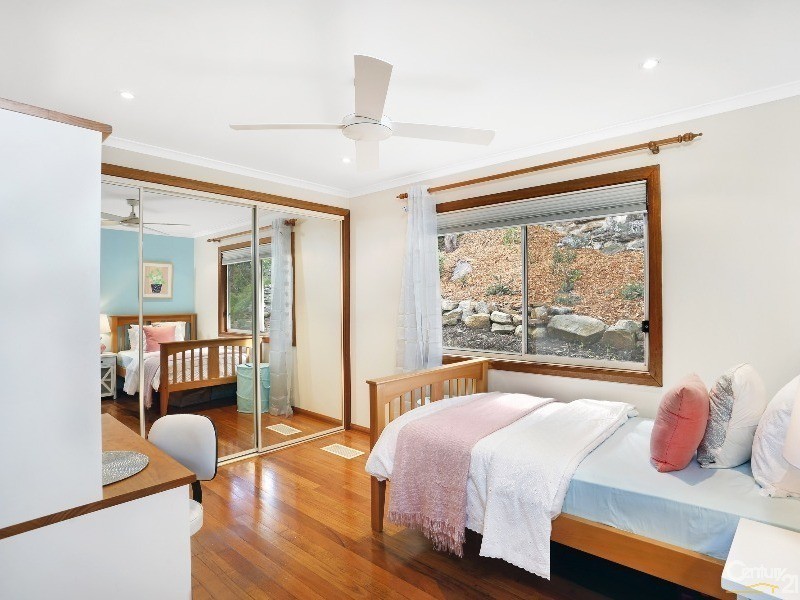139 Ellesmere Road (entry via Barraran Street), Gymea Bay NSW 2227