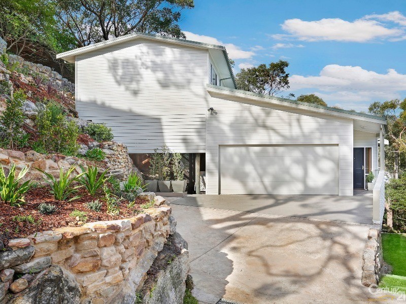 139 Ellesmere Road (entry via Barraran Street), Gymea Bay NSW 2227