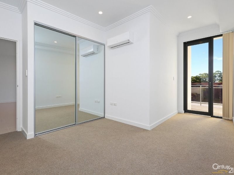 303/16 Warburton Street, Gymea NSW 2227