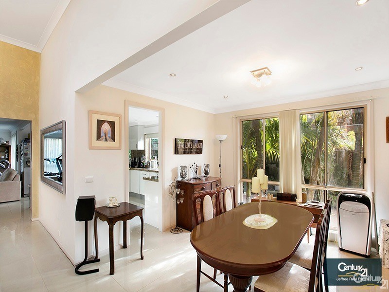 4 Mason Place, Barden Ridge NSW 2234