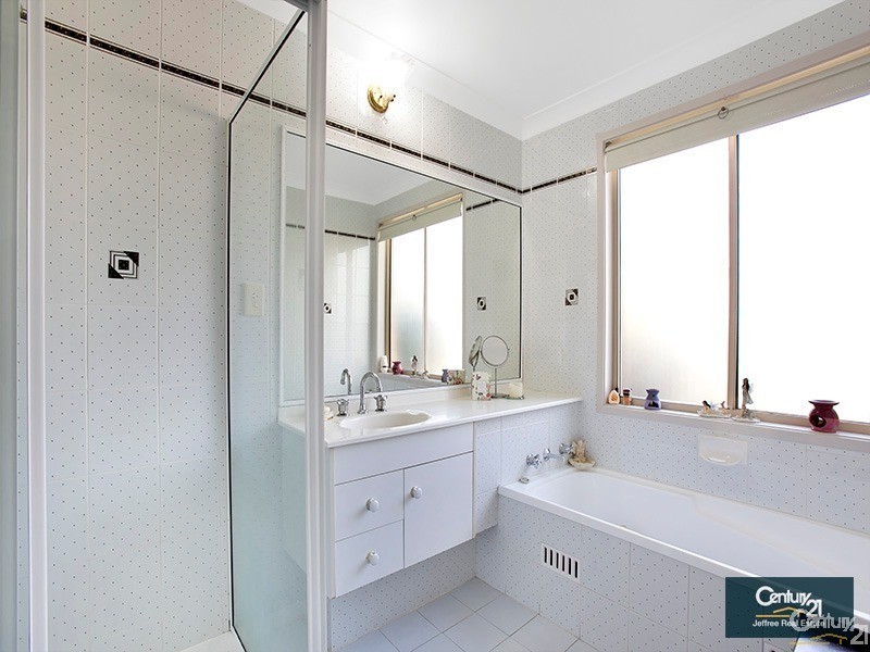 4 Mason Place, Barden Ridge NSW 2234