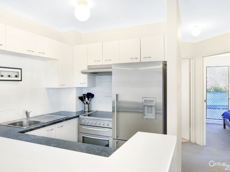 33/54 Glencoe Street, Sutherland NSW 2232