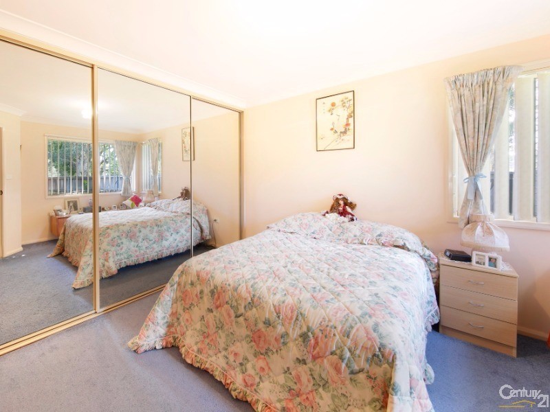 2/27 Kumbardang Avenue, Miranda NSW 2228
