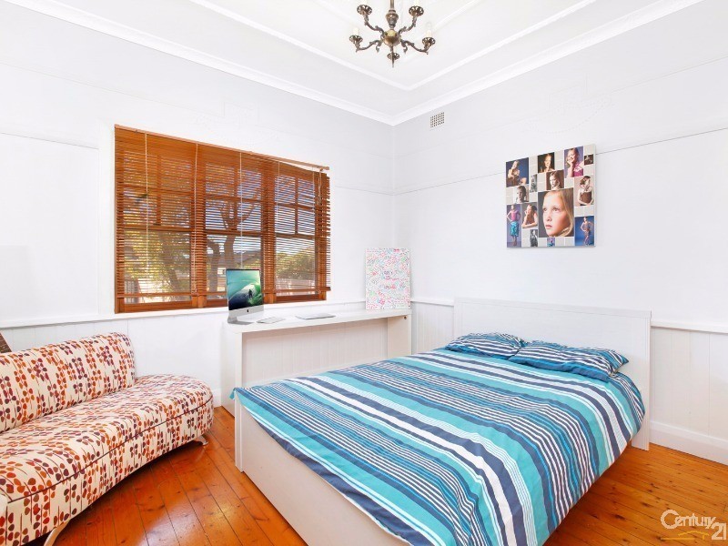 269 Gymea Bay Road, Gymea Bay NSW 2227