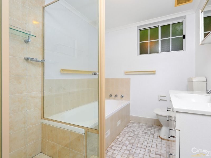 2/23 Robertson St, Sutherland NSW 2232