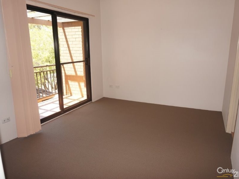 2/81 Manchester Road, Gymea NSW 2227