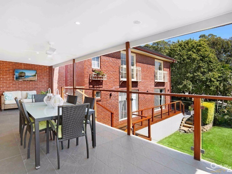 296 Gymea Bay Road, Gymea Bay NSW 2227