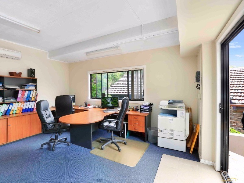 27 Huskisson Street, Gymea Bay NSW 2227