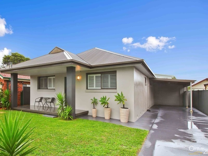 272 Gymea Bay Road, Gymea Bay NSW 2227