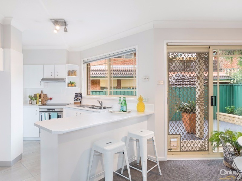 8/33-37 Gannons Road, Caringbah NSW 2229