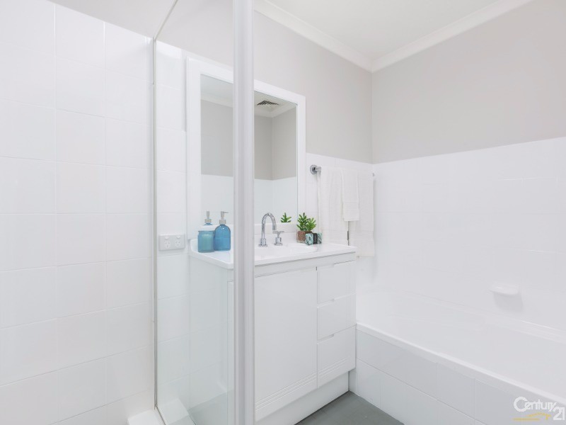 8/33-37 Gannons Road, Caringbah NSW 2229