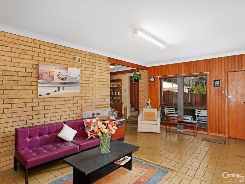 26 Avenel Road (cnr Tathra Place), Gymea Bay NSW 2227