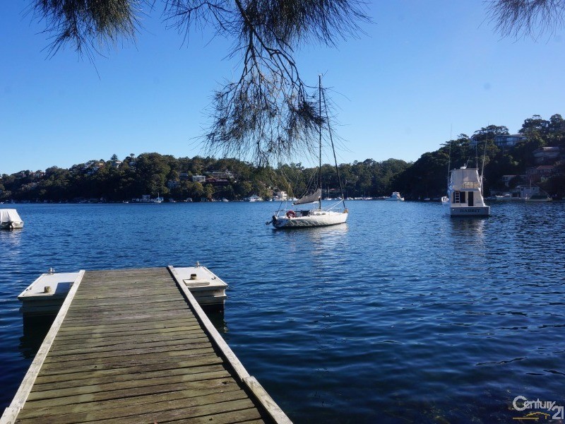 10 Maroopna Road, Yowie Bay NSW 2228