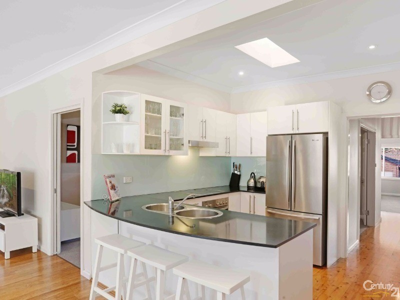 18 Carter Crescent, Gymea Bay NSW 2227