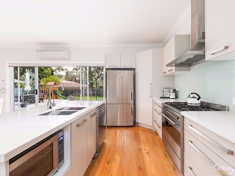 3 Best Crescent, Kirrawee NSW 2232