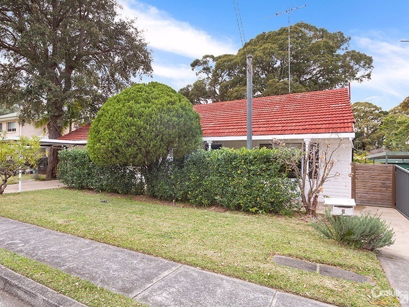 3 Best Crescent, Kirrawee NSW 2232
