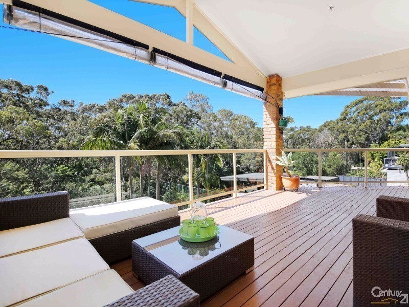 15 Carter Crescent, Gymea Bay NSW 2227