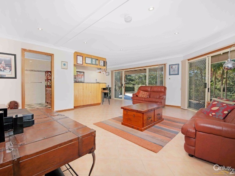 15 Carter Crescent, Gymea Bay NSW 2227