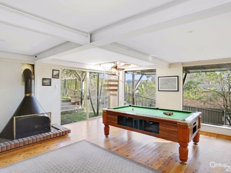 2 Gore Avenue, Kirrawee NSW 2232